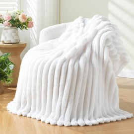 Wajade Fluffy Fleece Blanket Faux Fur Bed Throw Super Soft Warm Large Blanket for Bed Sofa Car, White 127x153CM