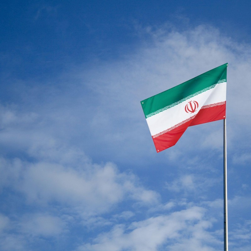 Runesol Iran Flag, 91x152cm, 3ft x 5ft, 4 Grommets, Eyelet