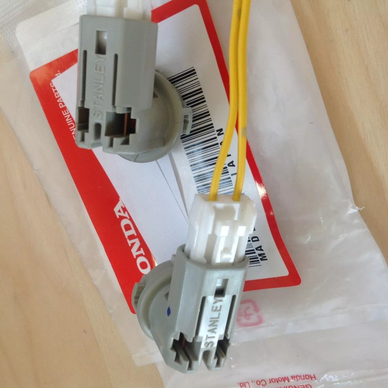 Honda JDM reverse light socket + pigtail 06-11 Honda Civic