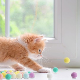 Yuanchu 30Pcs Cat Ball Toy, Soft Cat Pom Pom Balls Interactive Mix Color Plush Toy Ball for Training and Play 3cm/1.18in Balls Toys for Indoor Kitten Pursue Roll(Colorful)
