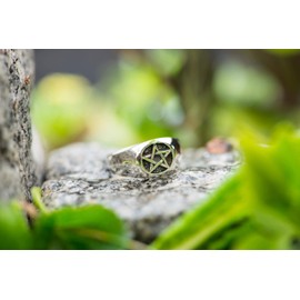 Windalf Narica 9mm Celtic Pentagram Irish Protection Ring 925 Sterling Silver, Fabric