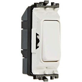 MK (ELECTRIC) Edge 10 Amp SP 1 Way White Switch Module with Plastic Rocker