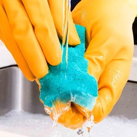 Cleaning Me Softly Non-Scratch Scourer - 2 Packs of 2 Scourers | Gentle Cleaning Pads for Kitchen & Home | Long Lasting & Eco-Friendly | 12.6 x 2.5 x 11.5 cm