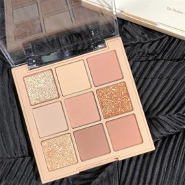 JIMYAUQIN 9-Color Nude Gold Eyeshadow Palette - Highly Pigmented, Matte & Shimmer Finishes, Long-Lasting Waterproof for Women (Oats Latte)