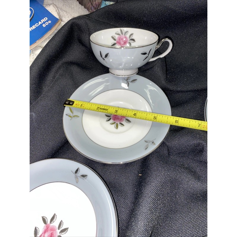 Fine China of Japan NW Complete Setting Seyei Bella Maria