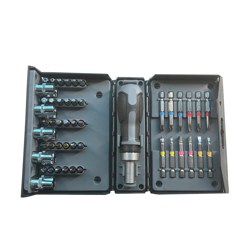 LUMBER JACK 53 Piece Magnetic Ratchet Screwdriver Socket Bit Set
