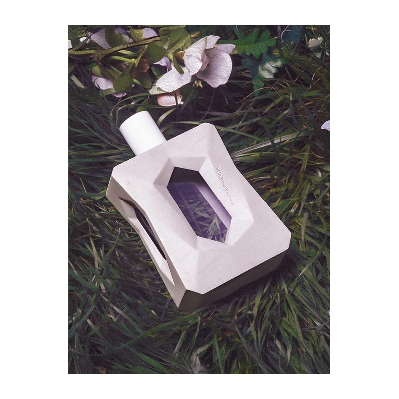God is a Woman EDP 50ML / 갓 이즈 어