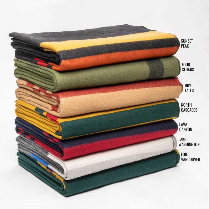 Arcturus Rainier Wool Blanket - Lava Canyon | 4.5 lbs