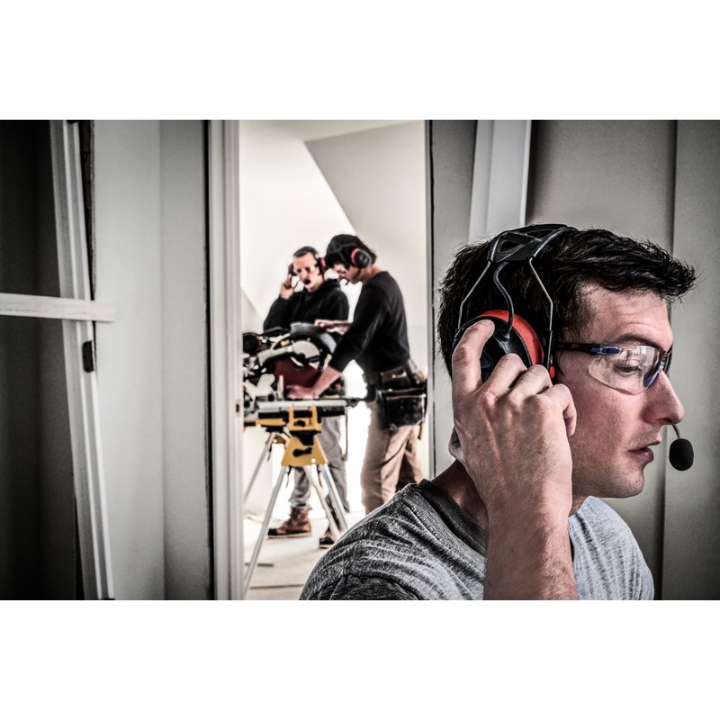 3M Pro-Comms Electronic Hearing Protector, Wireless Earmuffs With Bluetooth Technology