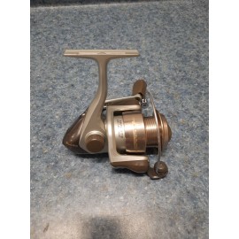 Daiwa Vintage New Old Stock Daiwa Regal S 2000C RG-S2000C Spinning Reel 2 Ball Bearing