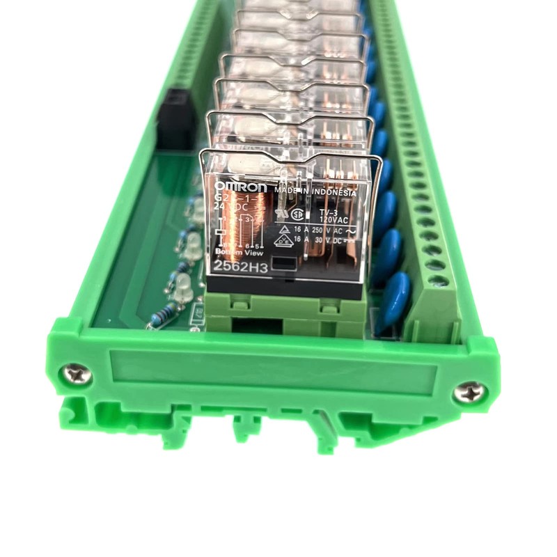 16 Channel AC/DC 24V Rail Mount Relay Interface Module PNP