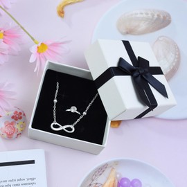 2 Pack Small Gift Boxes with Lids, 9X9X4cm Cardboard Jewellery Gift Boxes White Kraft Jewellery Boxes Paper Jewelry Gift Boxes Jewelry Boxes Packaging with Ribbon for Presents Necklace Bracelets