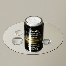 Farmstay Synake Revitalizing Cream 80g / 팜스테이 시네이크 리바이탈라이징 크림 80g