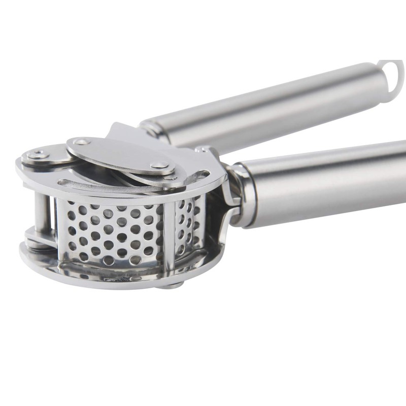 Rösle 12895 Stainless Steel Garlic & Ginger Press with Scraper