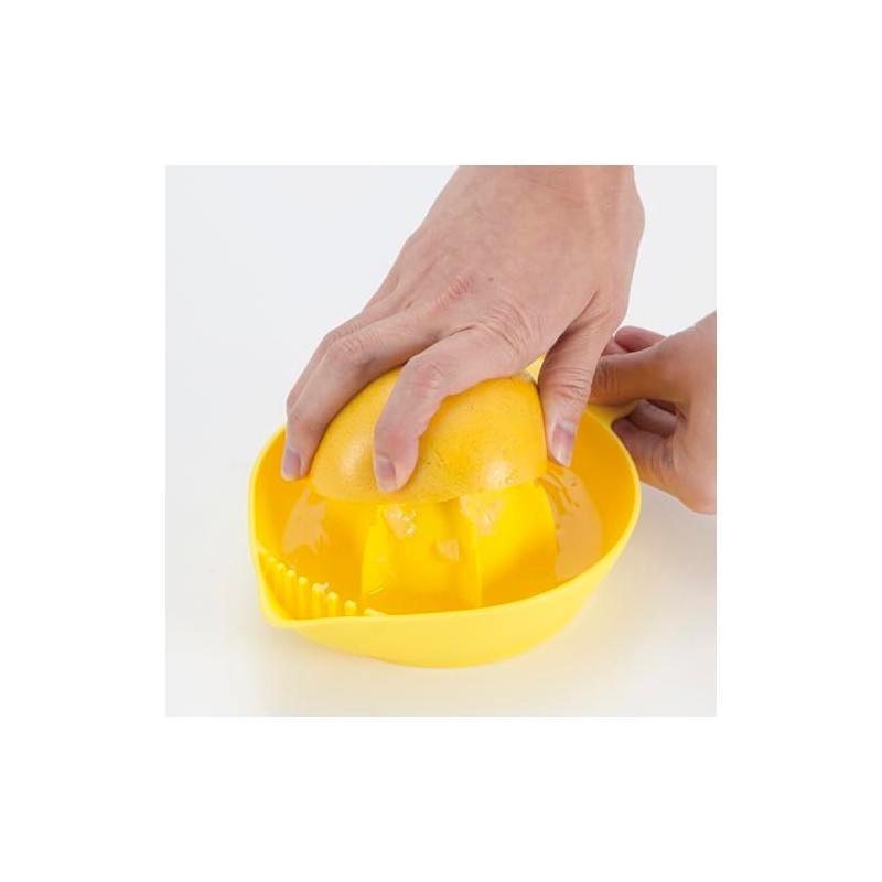 Kai Corporation KAI KITCHEN Japan-Made DH8194 Lightweight Force Grapefruit Juicer